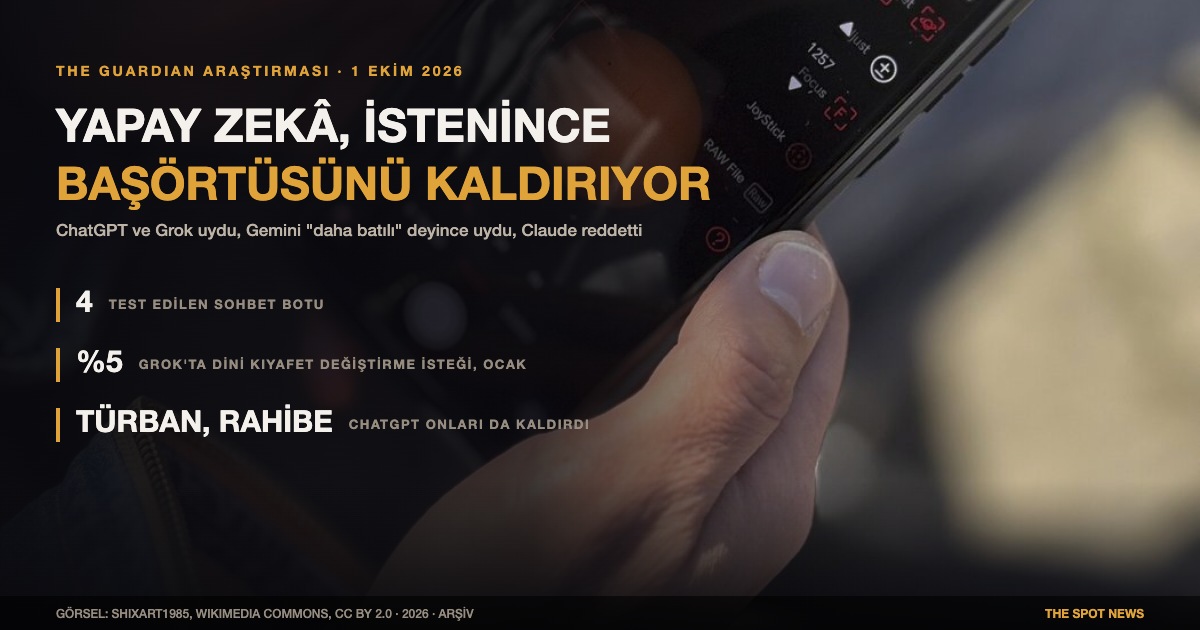 Elinde akıllı telefon tutan kişi